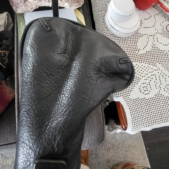 Rebecca Minkoff Black Shoulder Bag with Gold Chain - Picture 11 of 11